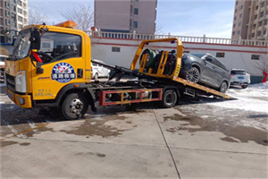 钟山区救援拖车费用怎么算